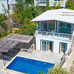 Gokseki 2 Bedroom Villa Kaş
